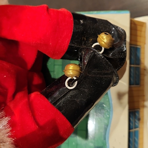 1960 Deluxe Animated Battery & Coin Operated Santa Bank. In the box - Picture 7 of 17